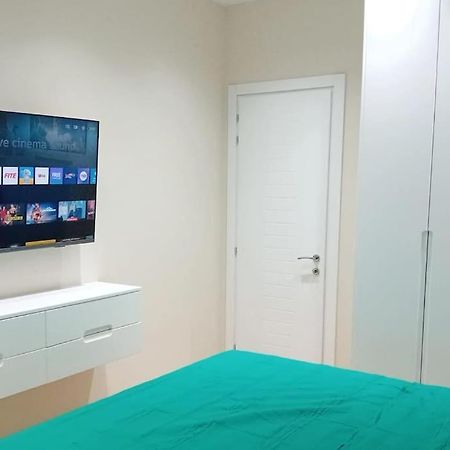 Tirana Road Blloku Area Apartment Luaran gambar