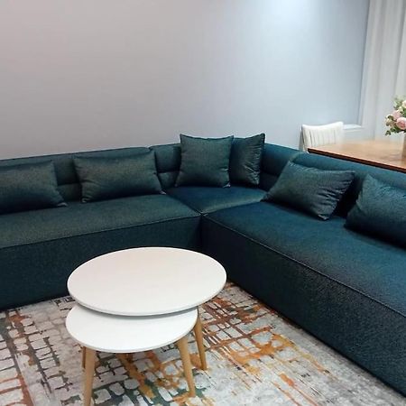 Tirana Road Blloku Area Apartment Luaran gambar