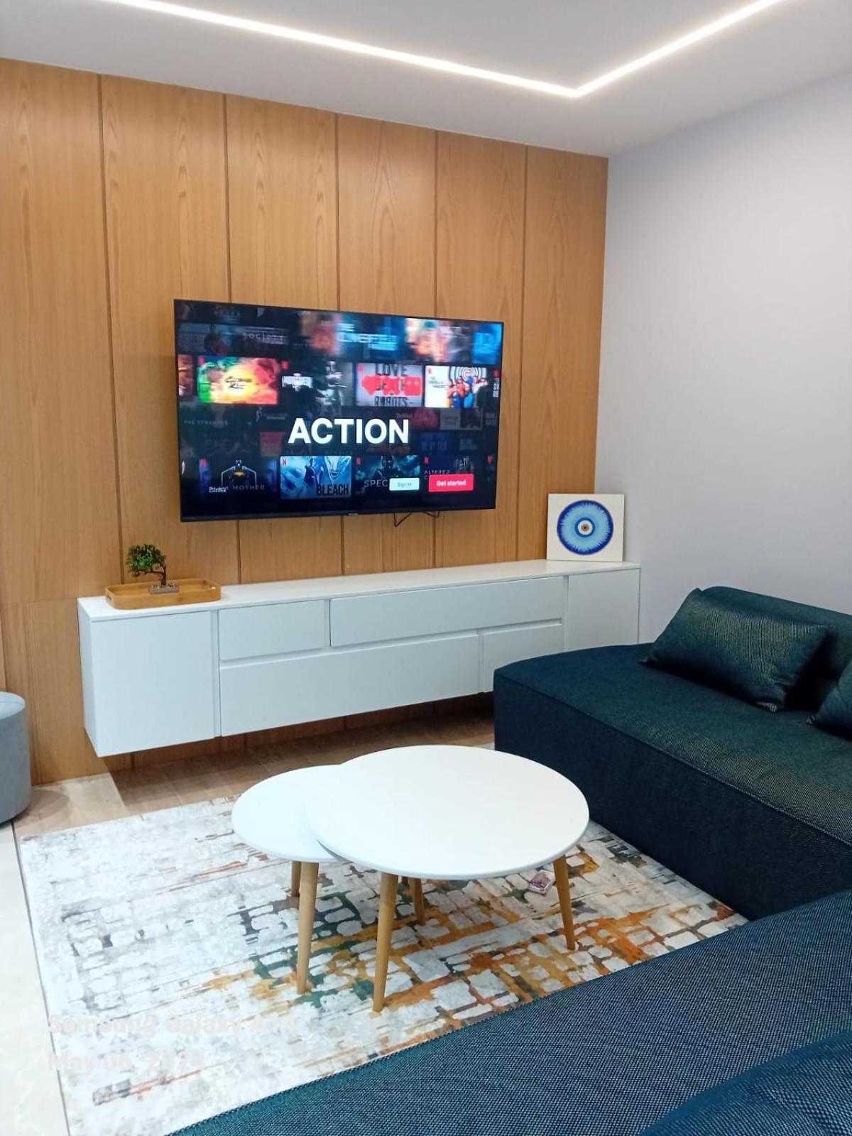 Tirana Road Blloku Area Apartment Luaran gambar