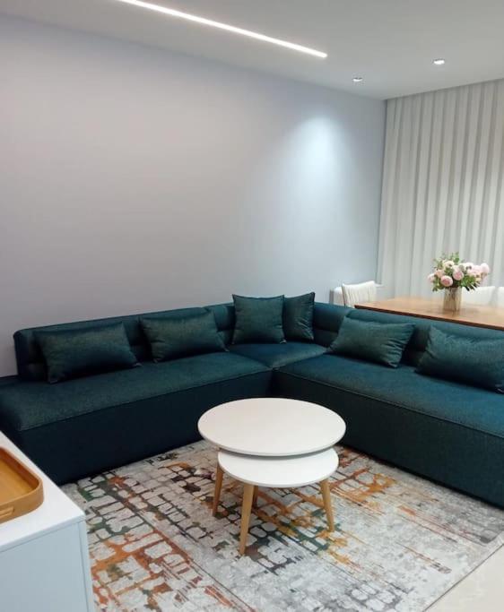 Tirana Road Blloku Area Apartment Luaran gambar