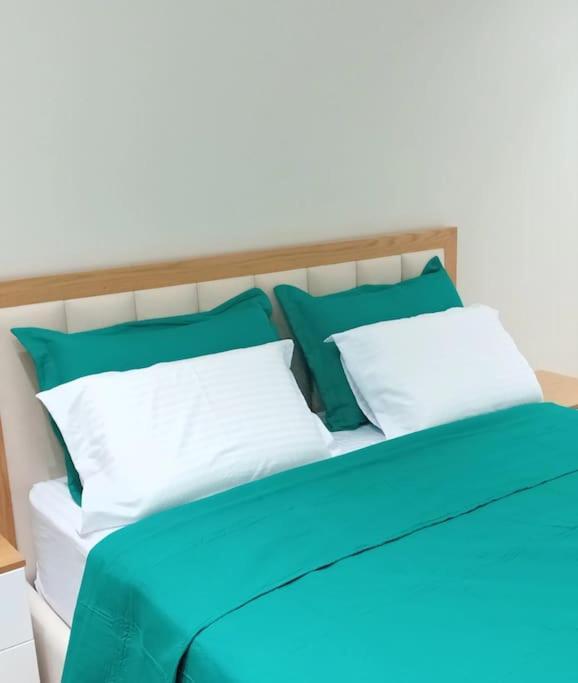 Tirana Road Blloku Area Apartment Luaran gambar