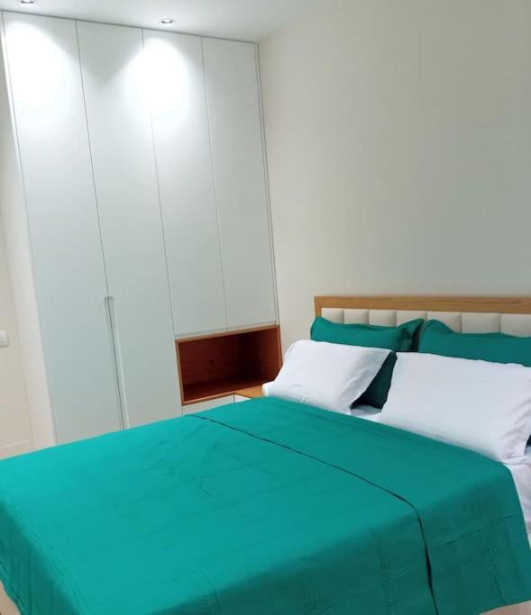 Tirana Road Blloku Area Apartment Luaran gambar